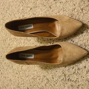 Steve Madden suede heel